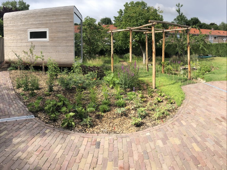 nieuwe tuin bij tuinkantoor